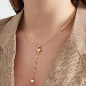 classic heart & pearl necklace