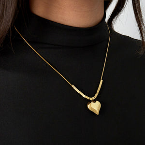 trendy heart necklace